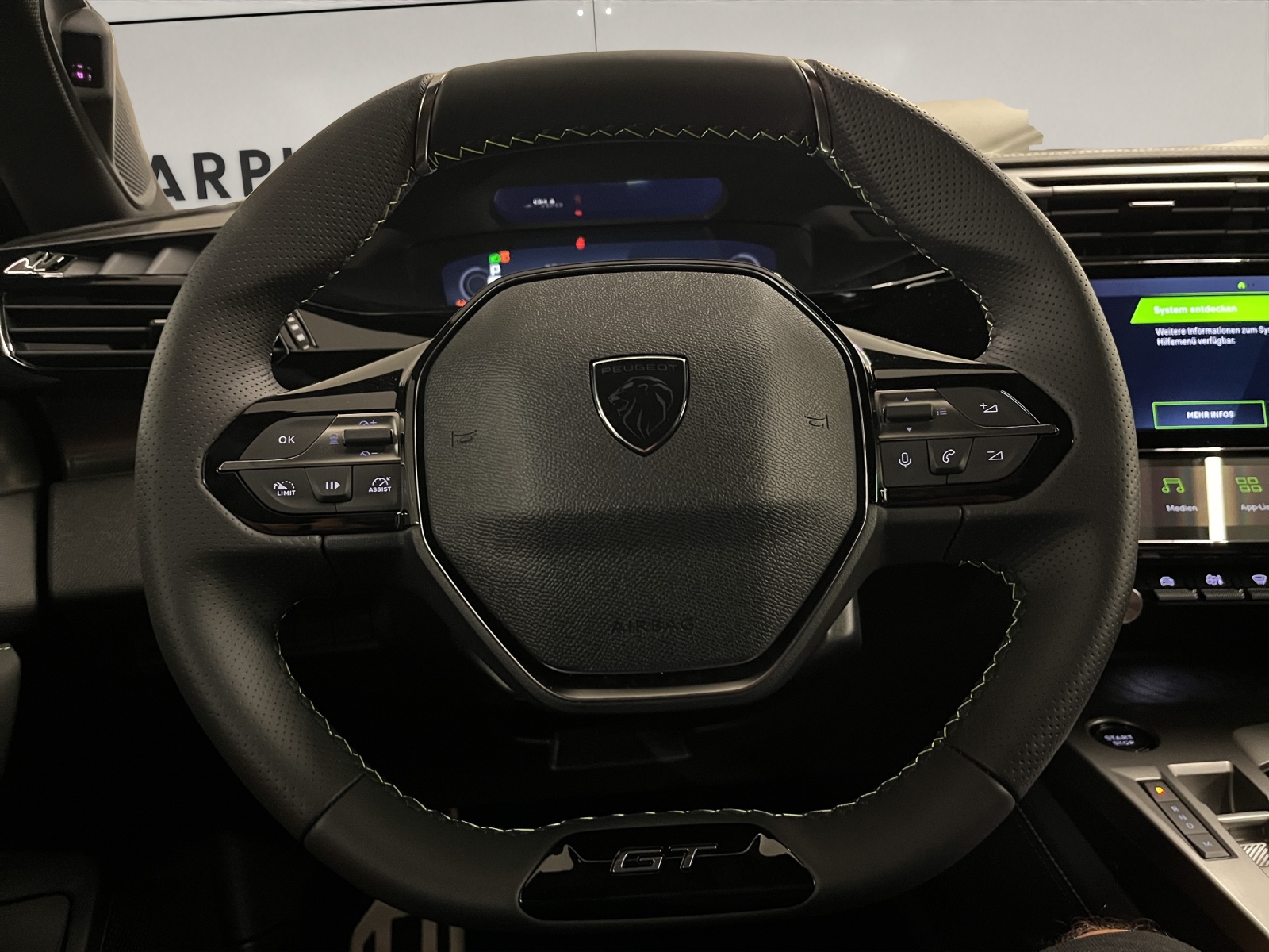PEUGEOT 308 1.2 Hybrid GT-image-8