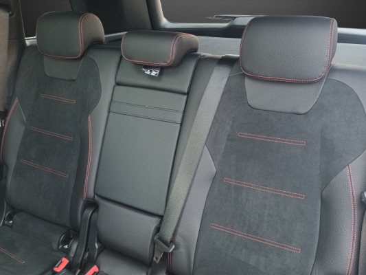 MERCEDES-BENZ GLB 220 4Matic 8G-Tronic-image-9