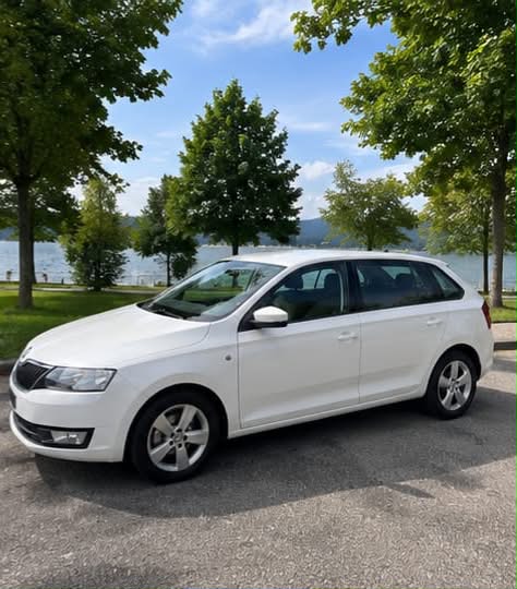 SKODA 1.2 TSI Elegance-image-1