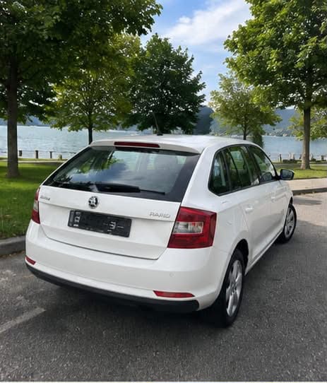 SKODA 1.2 TSI Elegance-image-2