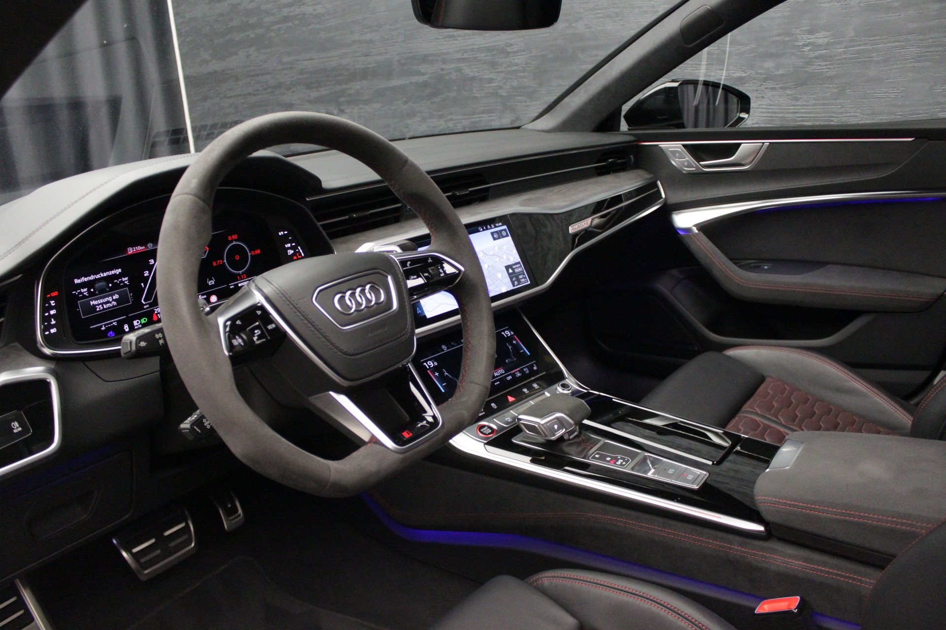 AUDI RS7 Sportback MHEV Performance-image-20