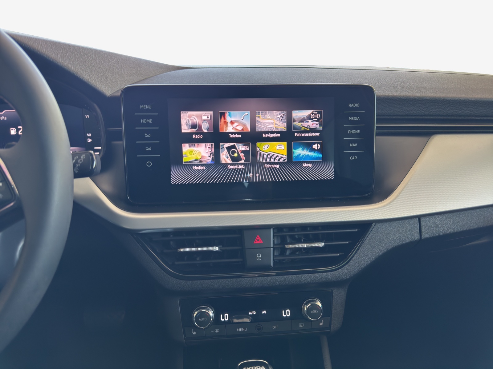 SKODA Kamiq 1.5 TSI Drive 125 DSG-image-10