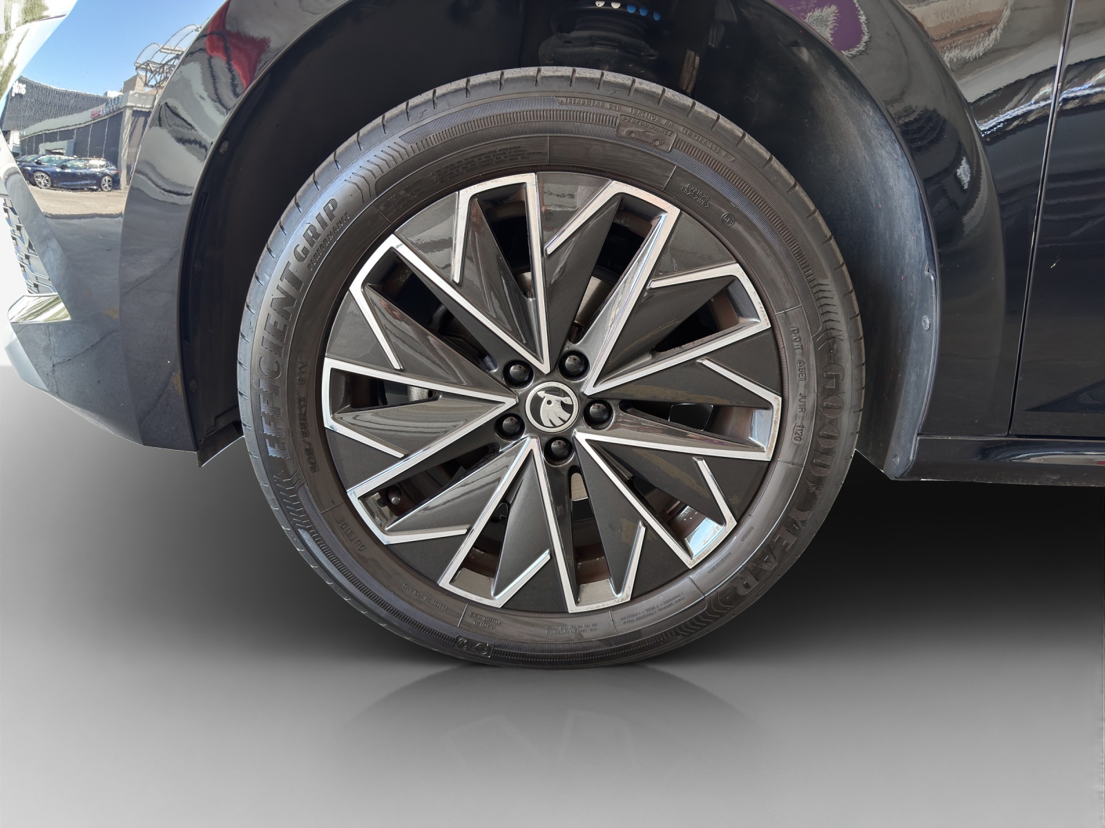SKODA Kamiq 1.5 TSI Drive 125 DSG-image-14