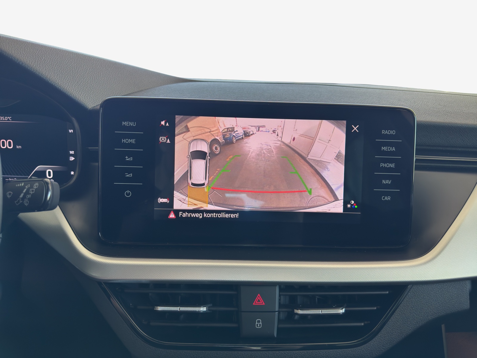 SKODA Kamiq 1.5 TSI Drive 125 DSG-image-15