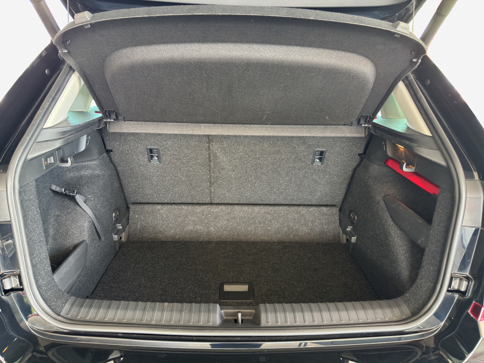 SKODA Kamiq 1.5 TSI Drive 125 DSG-image-12