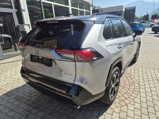 TOYOTA RAV-4 2.5 PHEV Platinum e-CVT 4WD-image-3