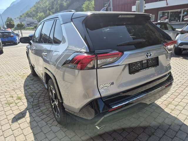 TOYOTA RAV-4 2.5 PHEV Platinum e-CVT 4WD-image-2