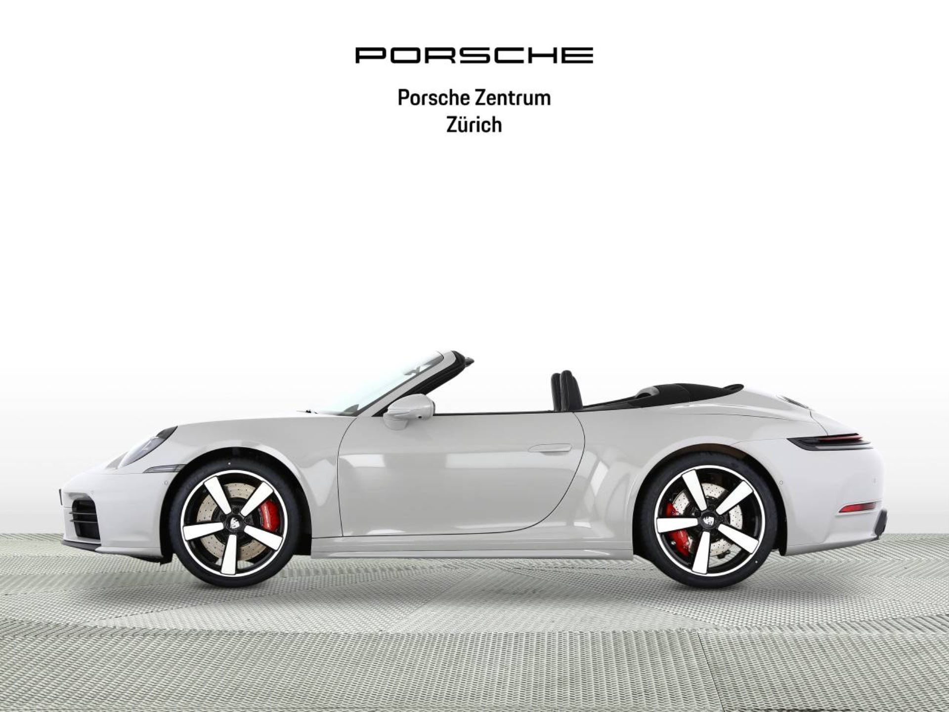 PORSCHE 911 Carrera 4S Cabriolet-image-2