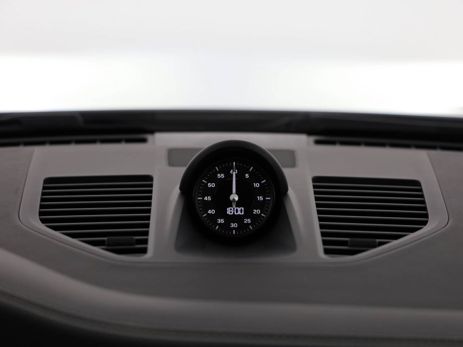 PORSCHE 911 Carrera 4S Cabriolet-image-15