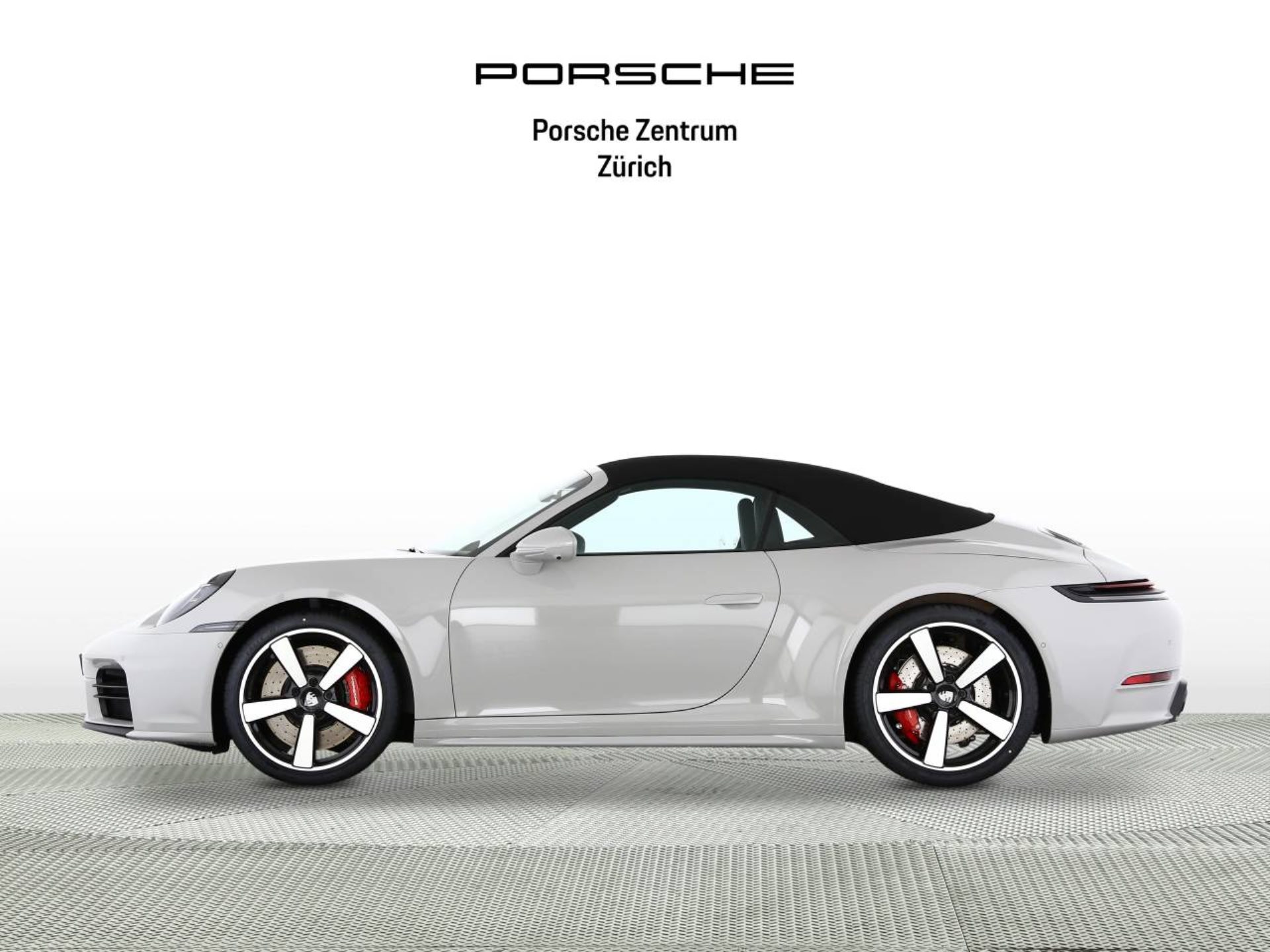 PORSCHE 911 Carrera 4S Cabriolet-image-1