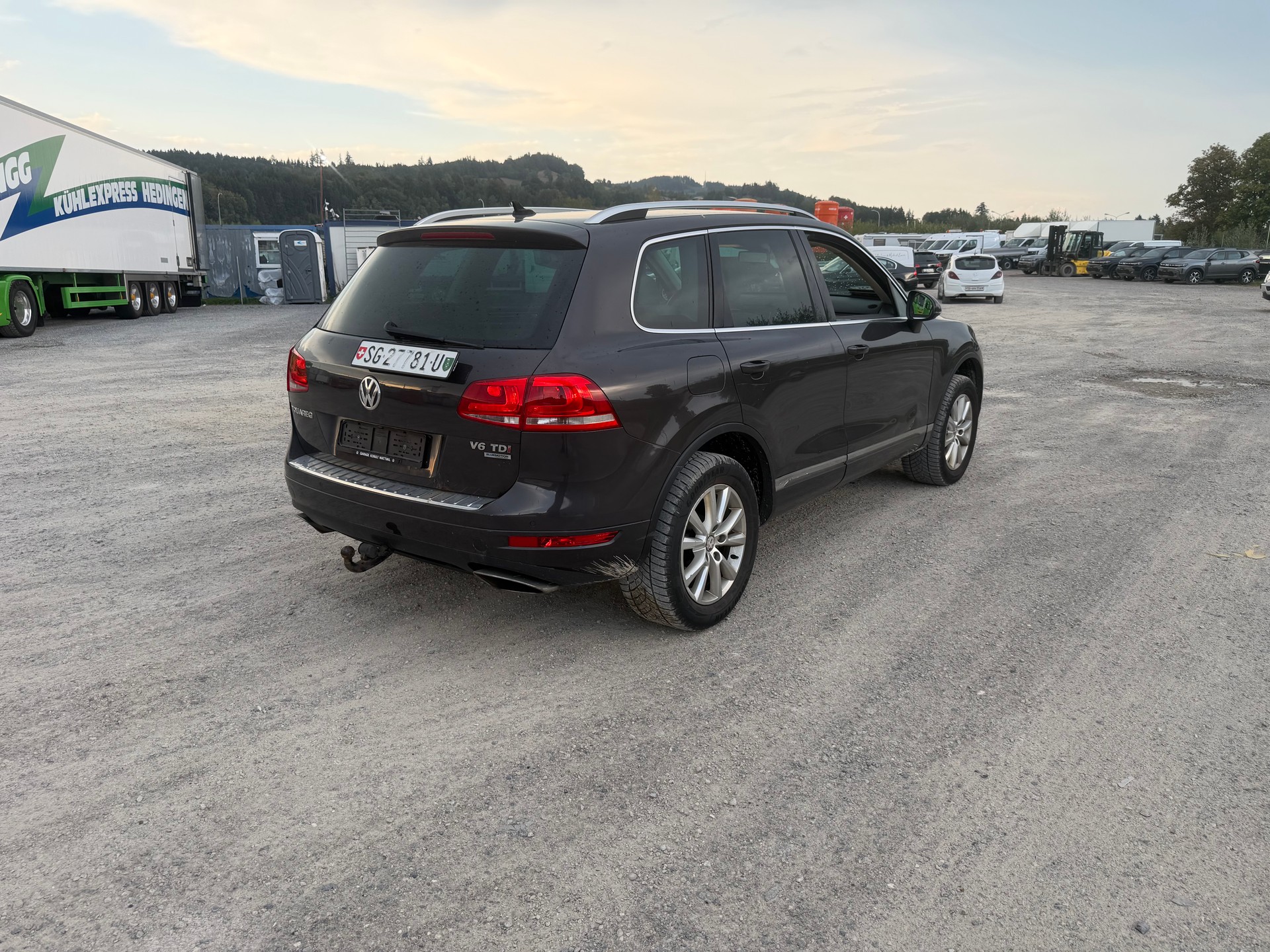 VW Touareg 3.0 TDI BlueMotion Technology Tiptronic-image-2
