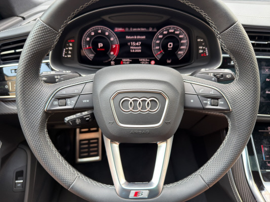 AUDI SQ8 SUV TFSI quattro-image-6