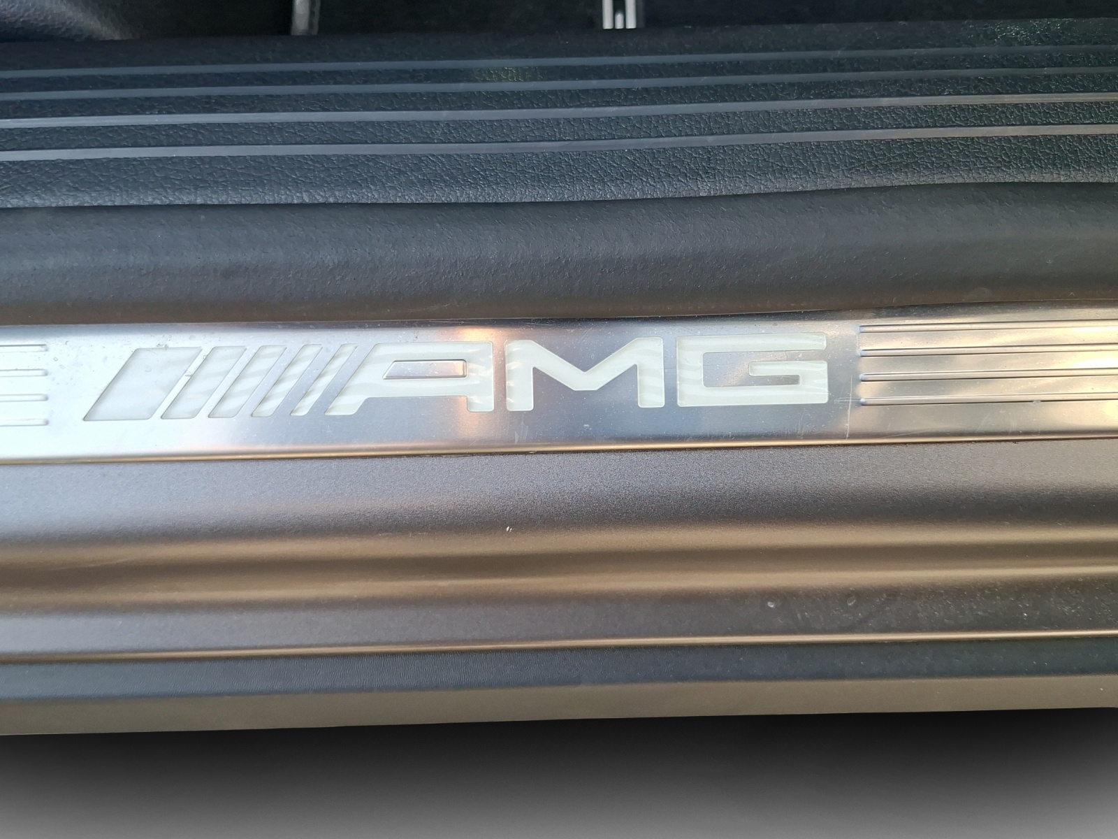 MERCEDES-BENZ GLA AMG 45 S 4Matic+ 8G-DCT-image-15