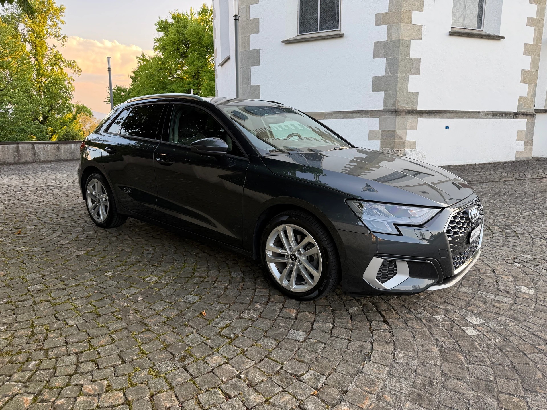 AUDI A3 Sportback 30 TDI S-tronic /Ab MFK/Service gepflegt/36 Monate Garantie/LED/Apple CarPlay /Virtuell Cockpit/Sportsitze-image-3