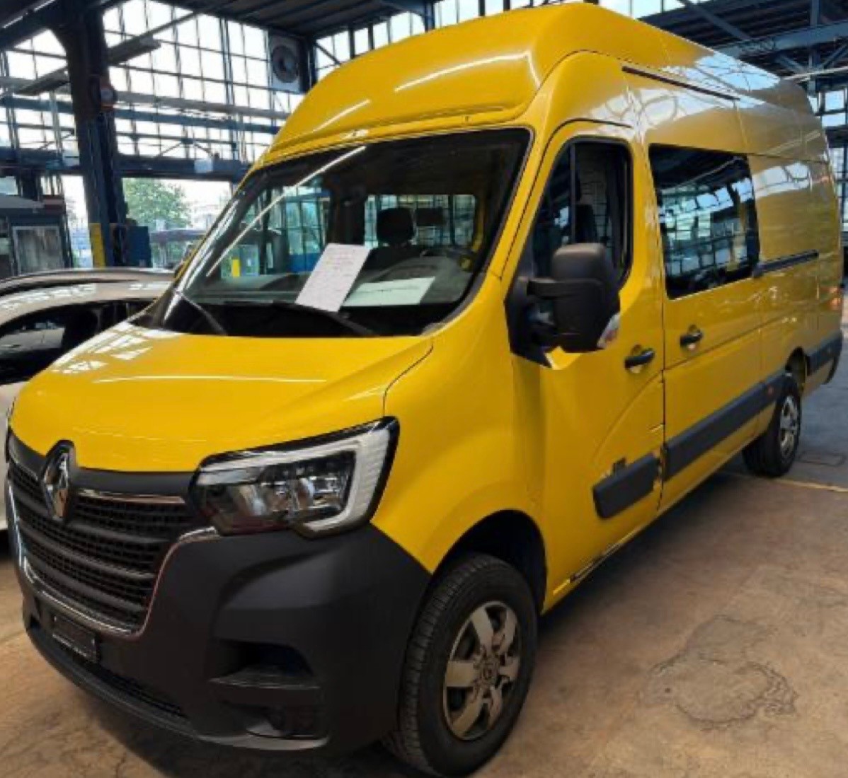 RENAULT Master P35 ENERGY 2.3dCi 145 L3H3 4x4-image-0