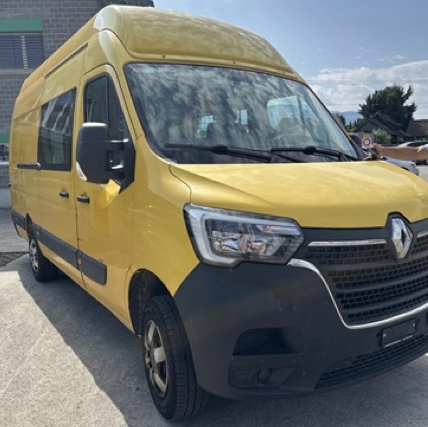RENAULT Master P35 ENERGY 2.3dCi 145 L3H3 4x4-image-2