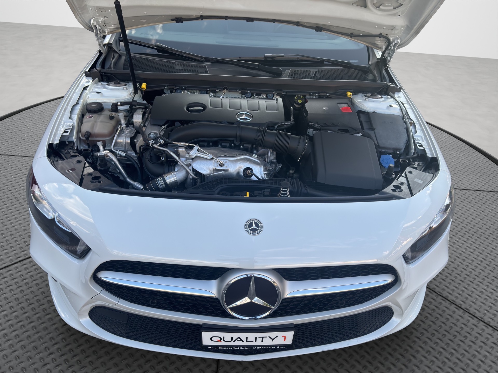 MERCEDES-BENZ A 250 Style 7G-DCT-image-15