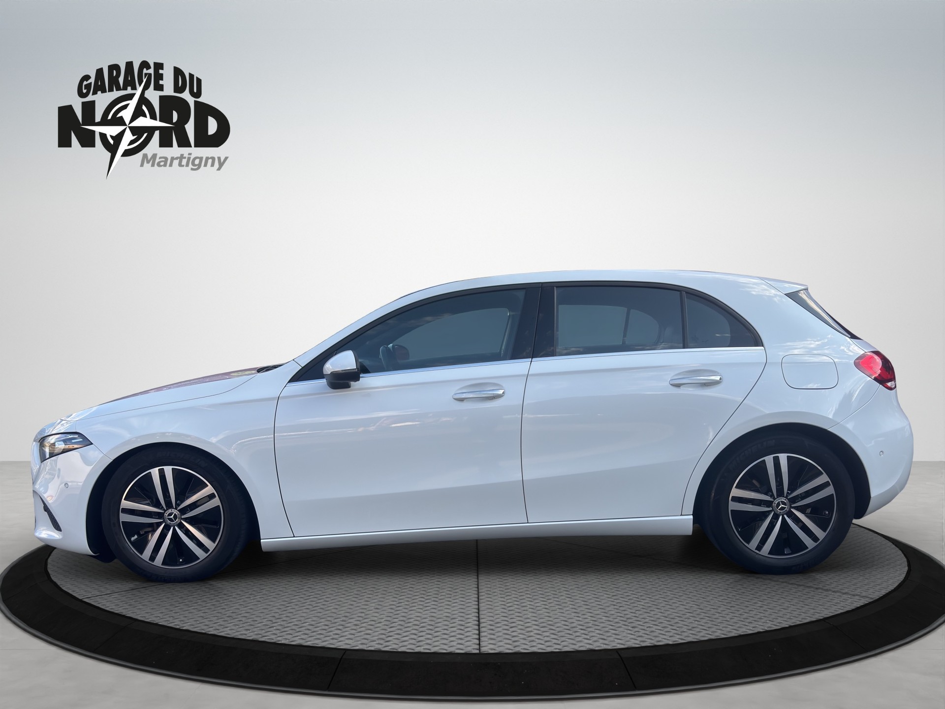MERCEDES-BENZ A 250 Style 7G-DCT-image-2