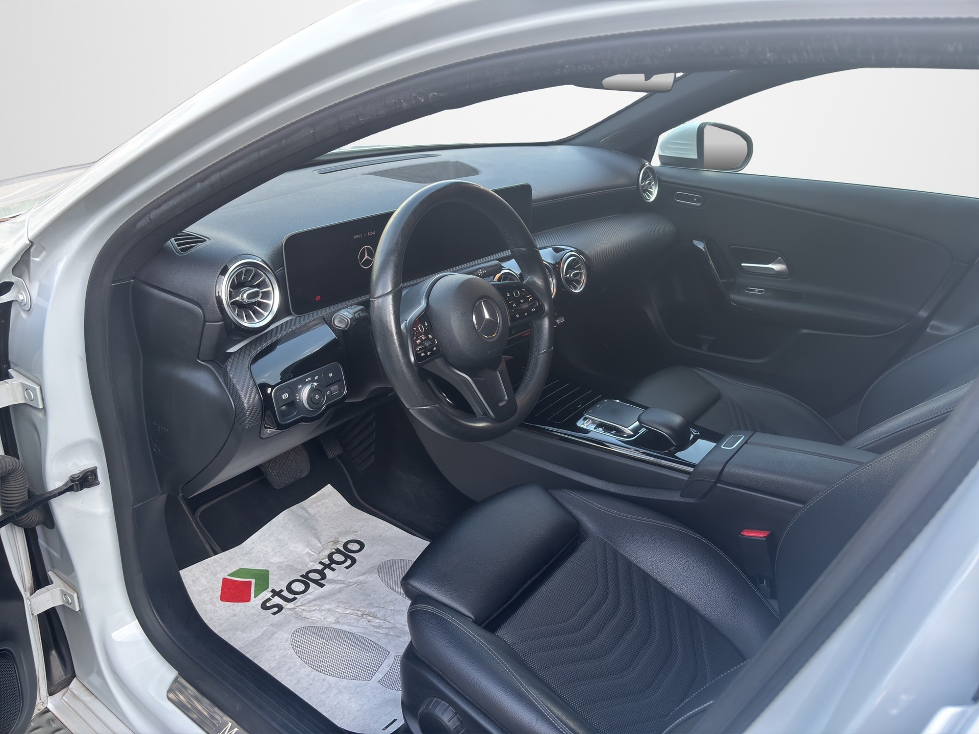 MERCEDES-BENZ A 250 Style 7G-DCT-image-8