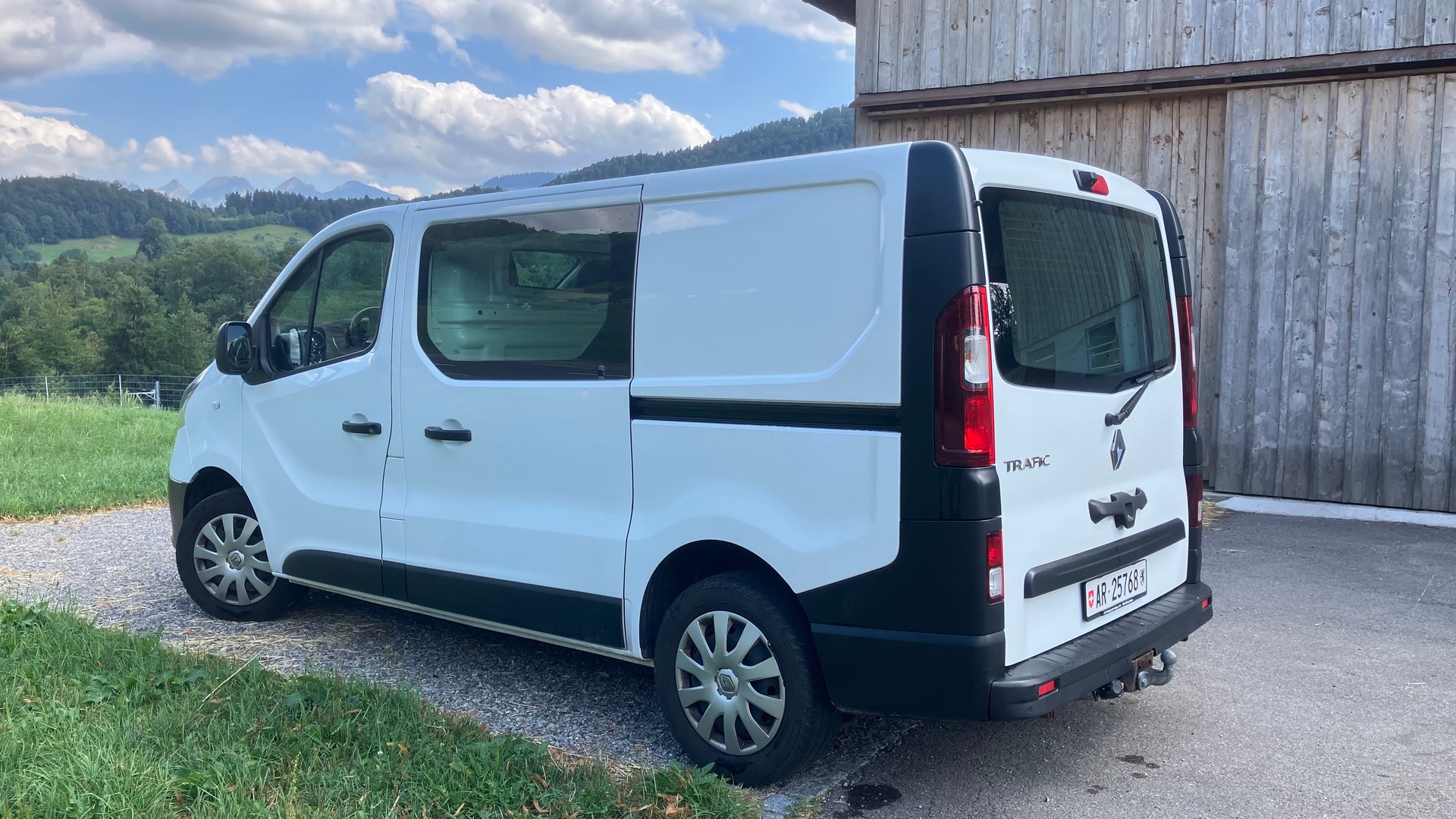 RENAULT Lieferwagen-image-1