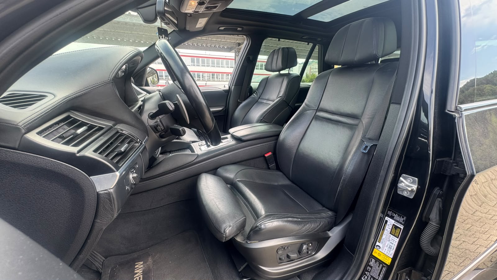 BMW X5 xDrive M Steptronic-image-10