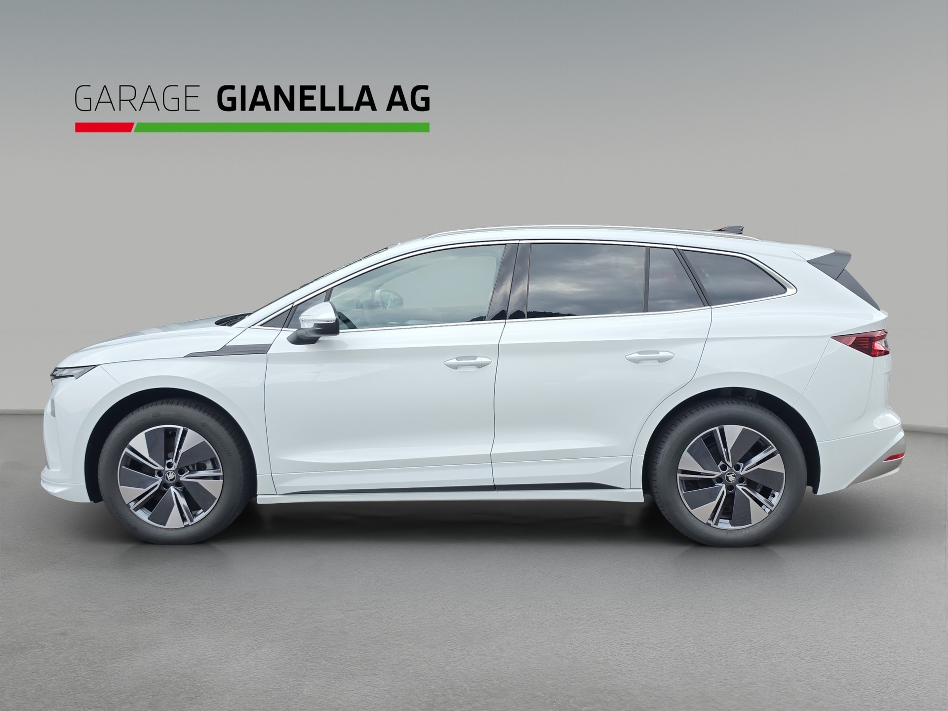 SKODA Enyaq 85x Dynamic 4x4-showroom-element-1