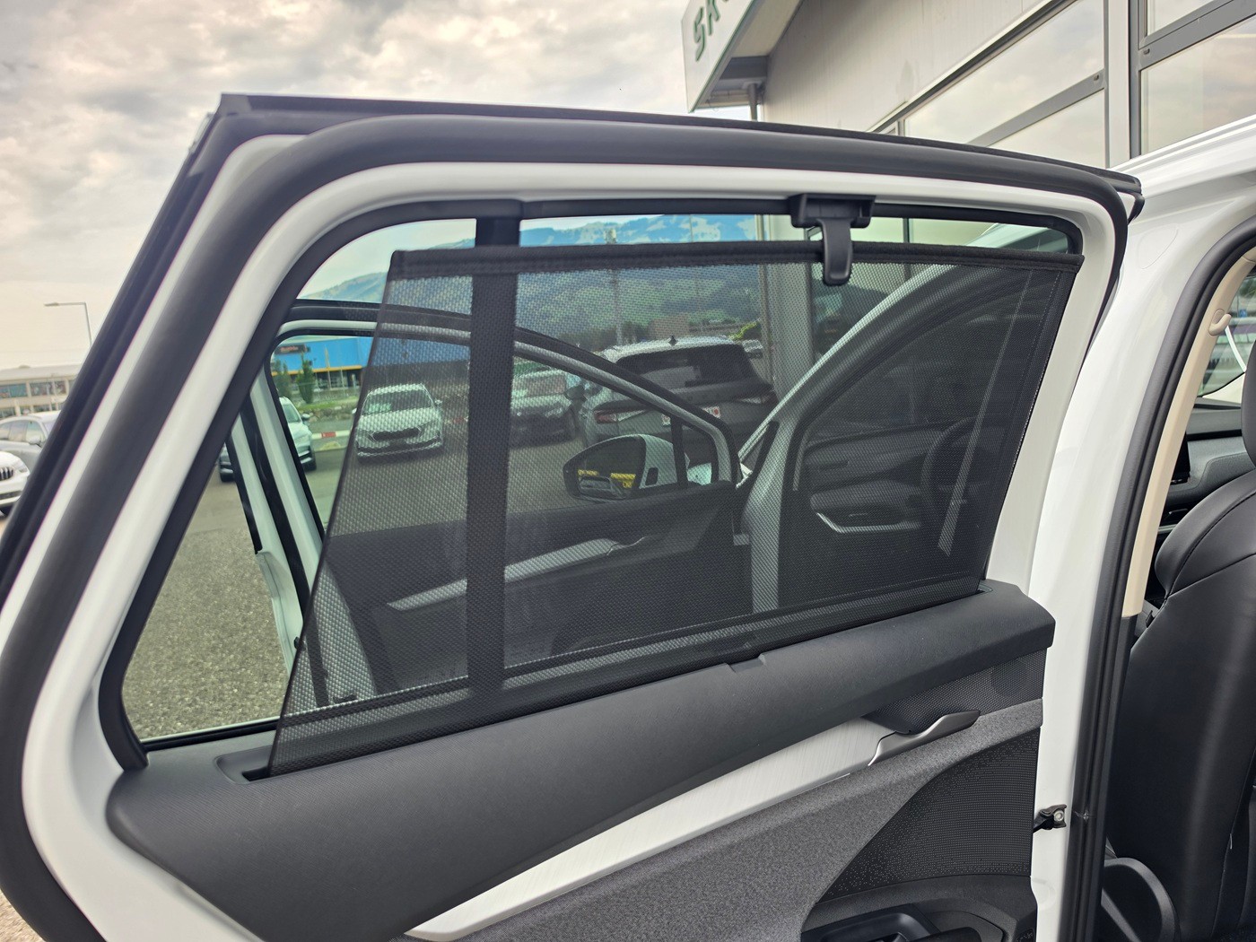SKODA Enyaq 85x Dynamic 4x4-image-16