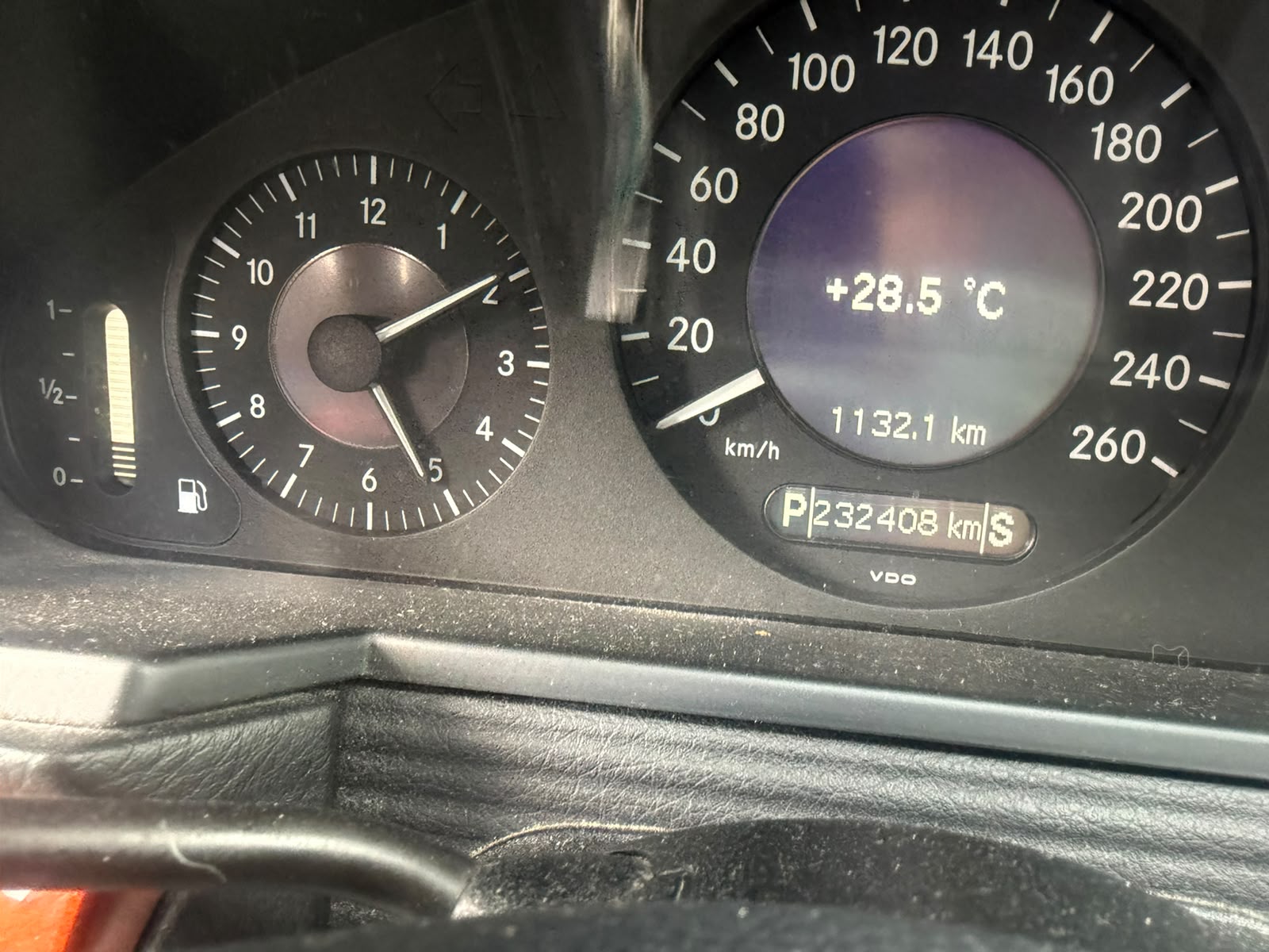 MERCEDES-BENZ E 200 Kompressor Classic-image-7