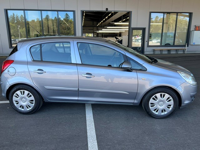 OPEL Corsa 1.4 TP Enjoy-showroom-element-3