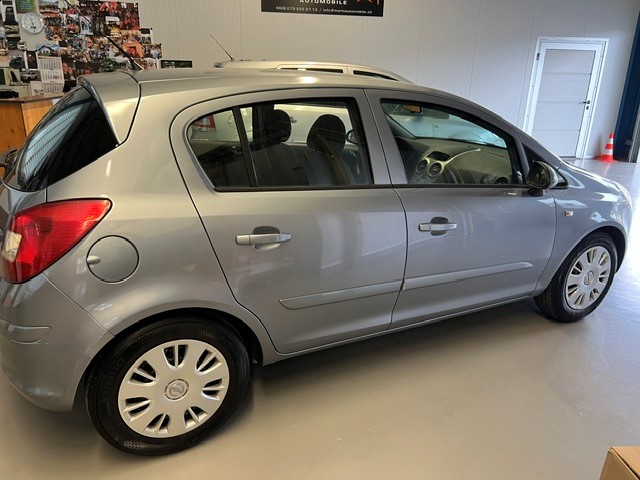 OPEL Corsa 1.4 TP Enjoy-image-4