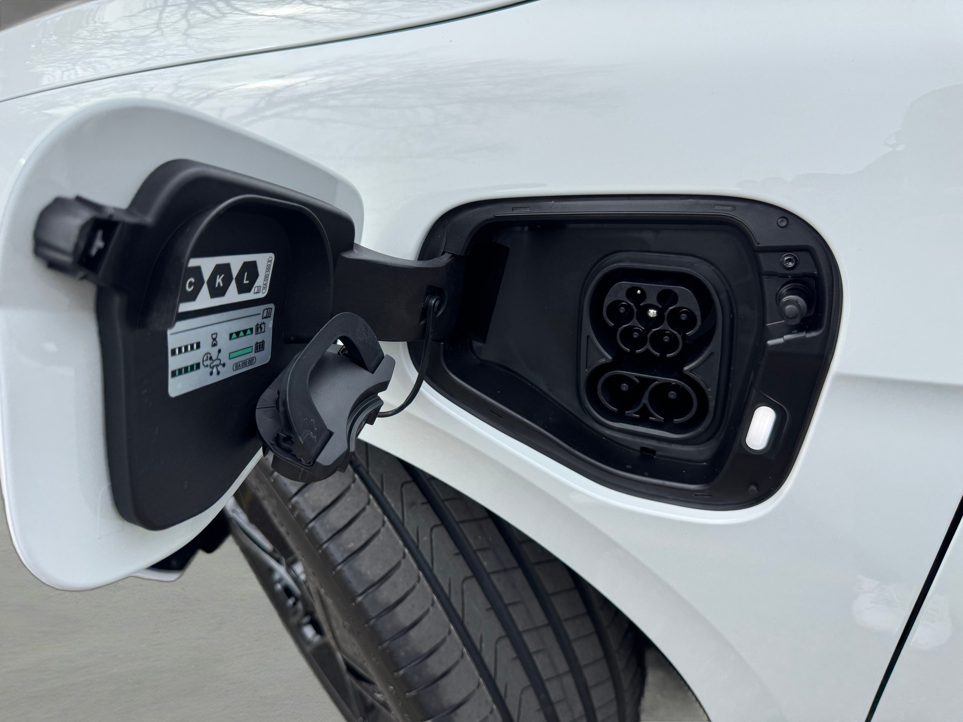VW Passat Variant 1.5 TSI evo2 Plug-In- Hybrid R-Line DSG-image-30