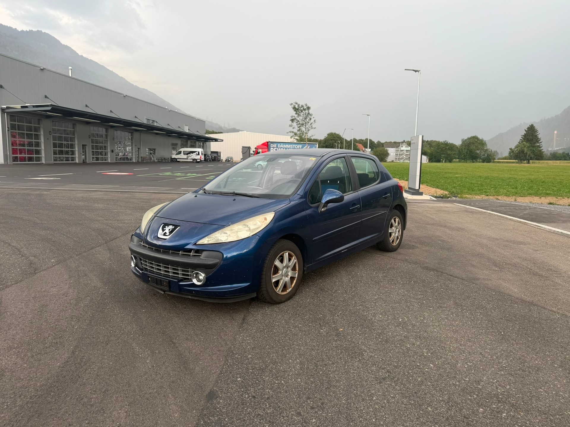 PEUGEOT 207 1.6 16V XT-image-0