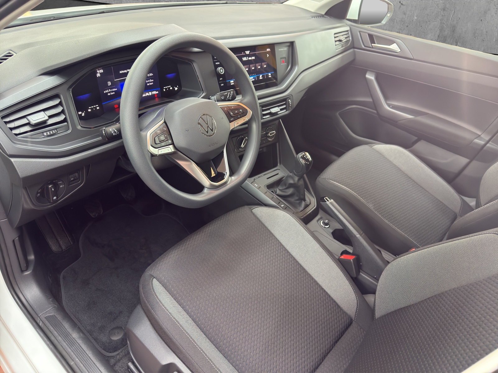 VW Polo 1.0 TSI Trend-image-6
