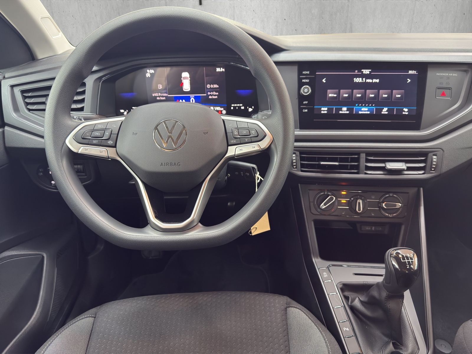 VW Polo 1.0 TSI Trend-image-9