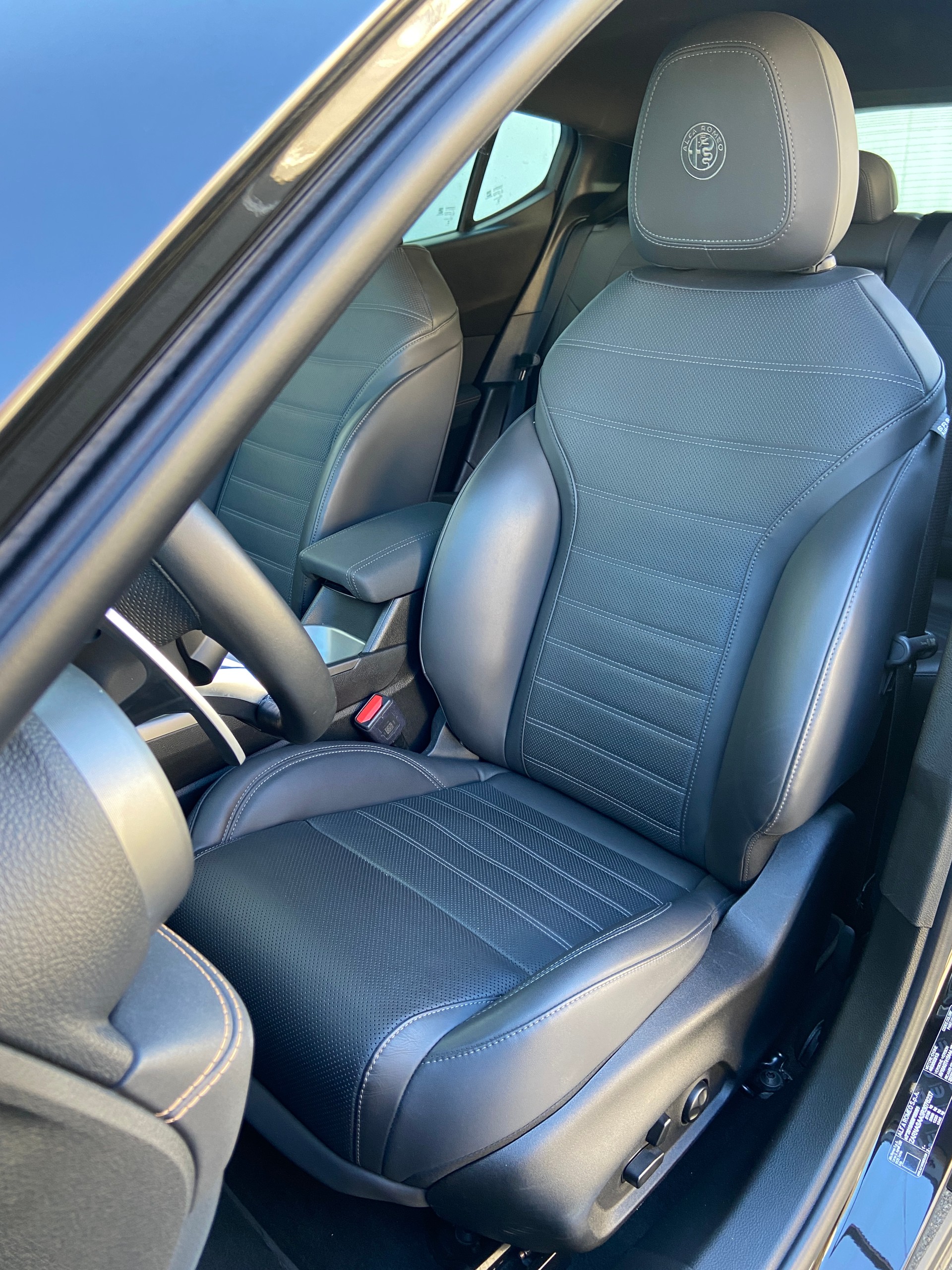 ALFA ROMEO Tonale 1.5 48V Hybrid Veloce-image-5