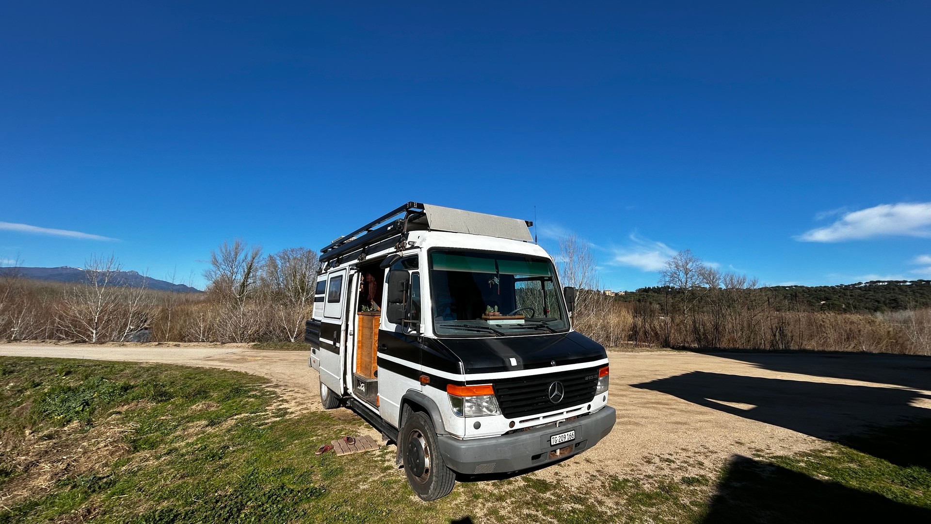 MERCEDES-BENZ Vario 815D-image-0