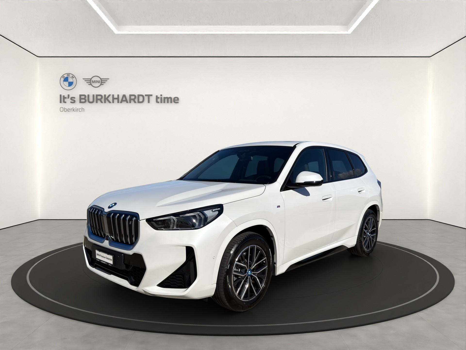 BMW iX1 xDrive 30 M Sport