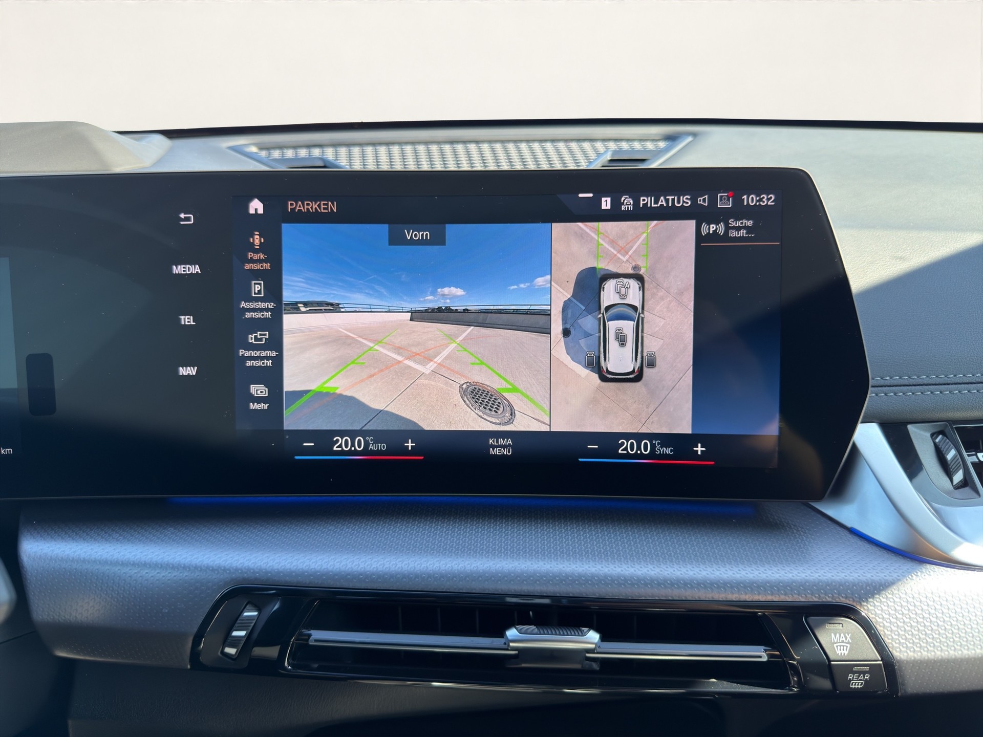 BMW iX1 xDrive 30 M Sport-image-14