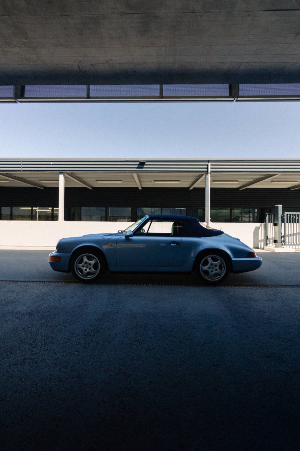PORSCHE 911 Carrera 4 Cabriolet-image-8