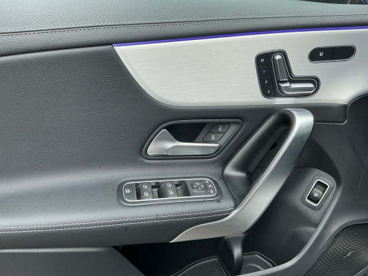 MERCEDES-BENZ CLA SB 35 AMG 8G-DCT 4M-image-9