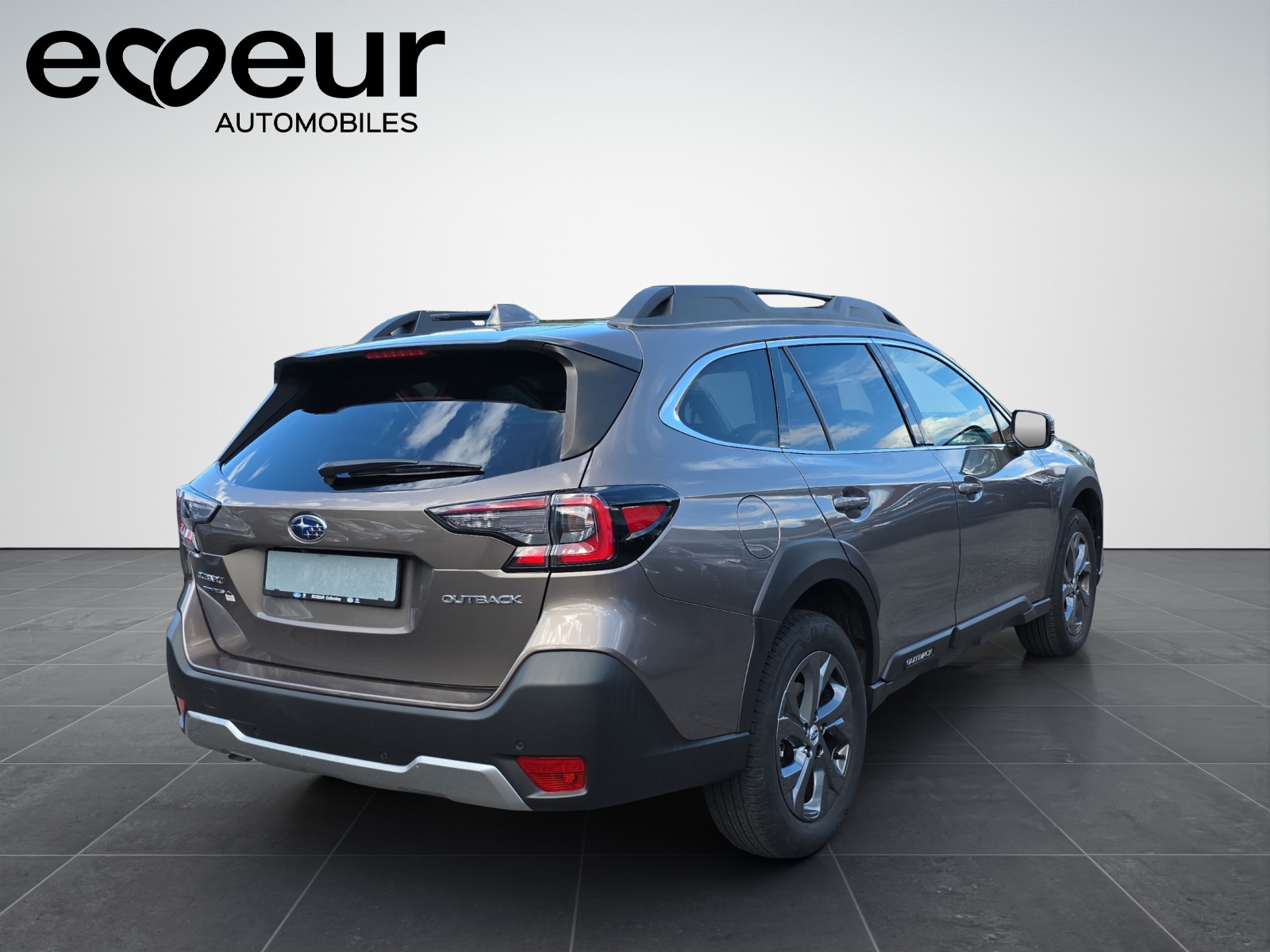 SUBARU Outback 2.5i Swiss Plus-image-5