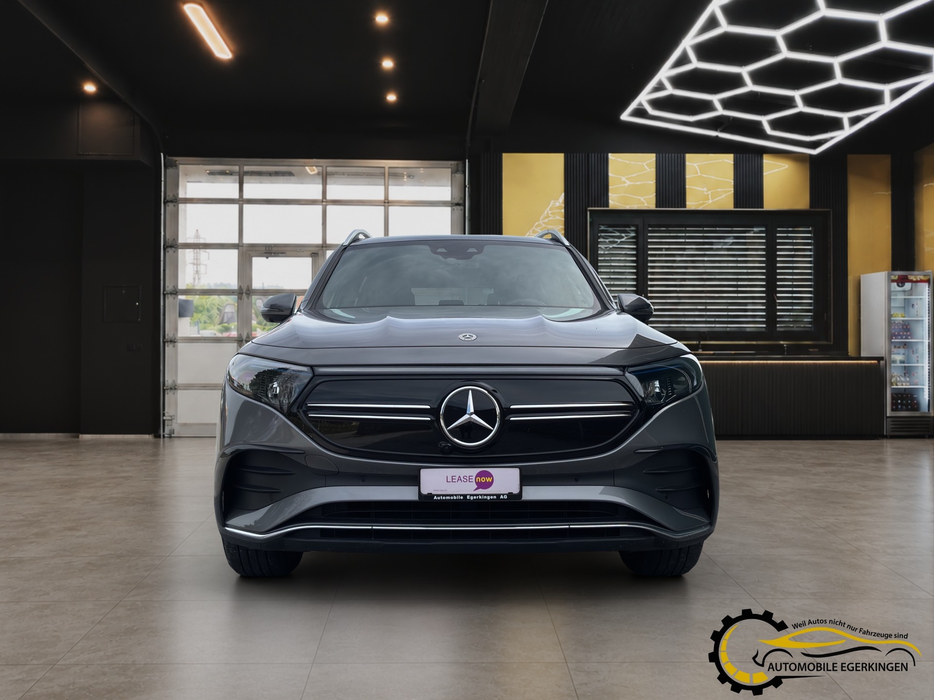 MERCEDES-BENZ EQB 350 AMG Line 4matic-image-1