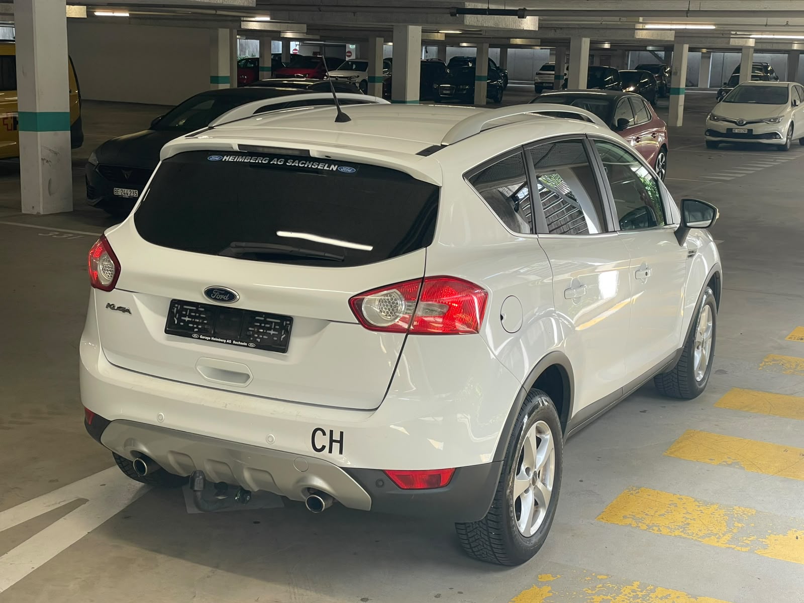 FORD Kuga 2.0 TDCi Titanium 4WD Automatik // MFK NEU-image-5