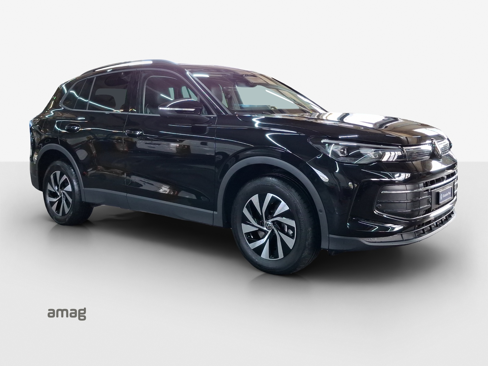 VW Tiguan 2.0 TSI DSG Life 4Motion-image-5
