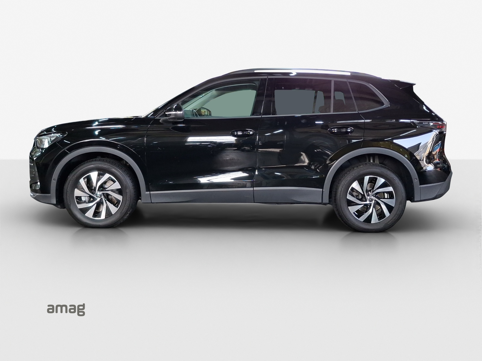 VW Tiguan 2.0 TSI DSG Life 4Motion-image-1