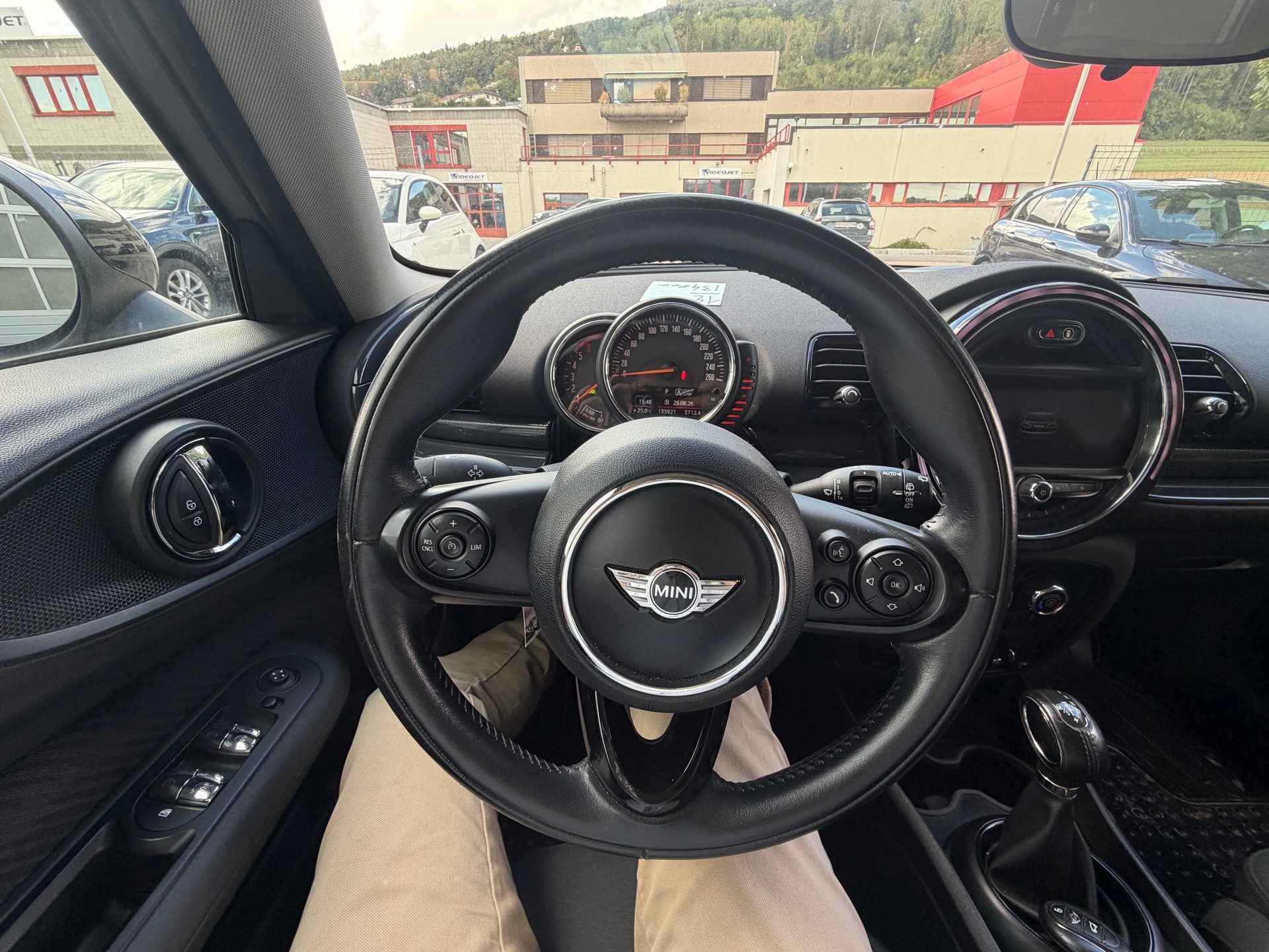 MINI Clubman Cooper D Steptronic-image-10