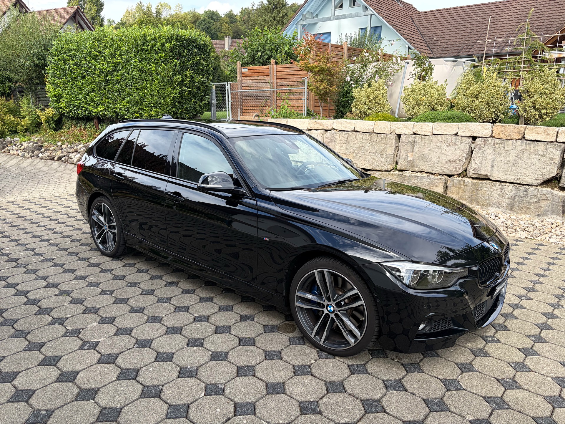 BMW 340i xDrive-image-0