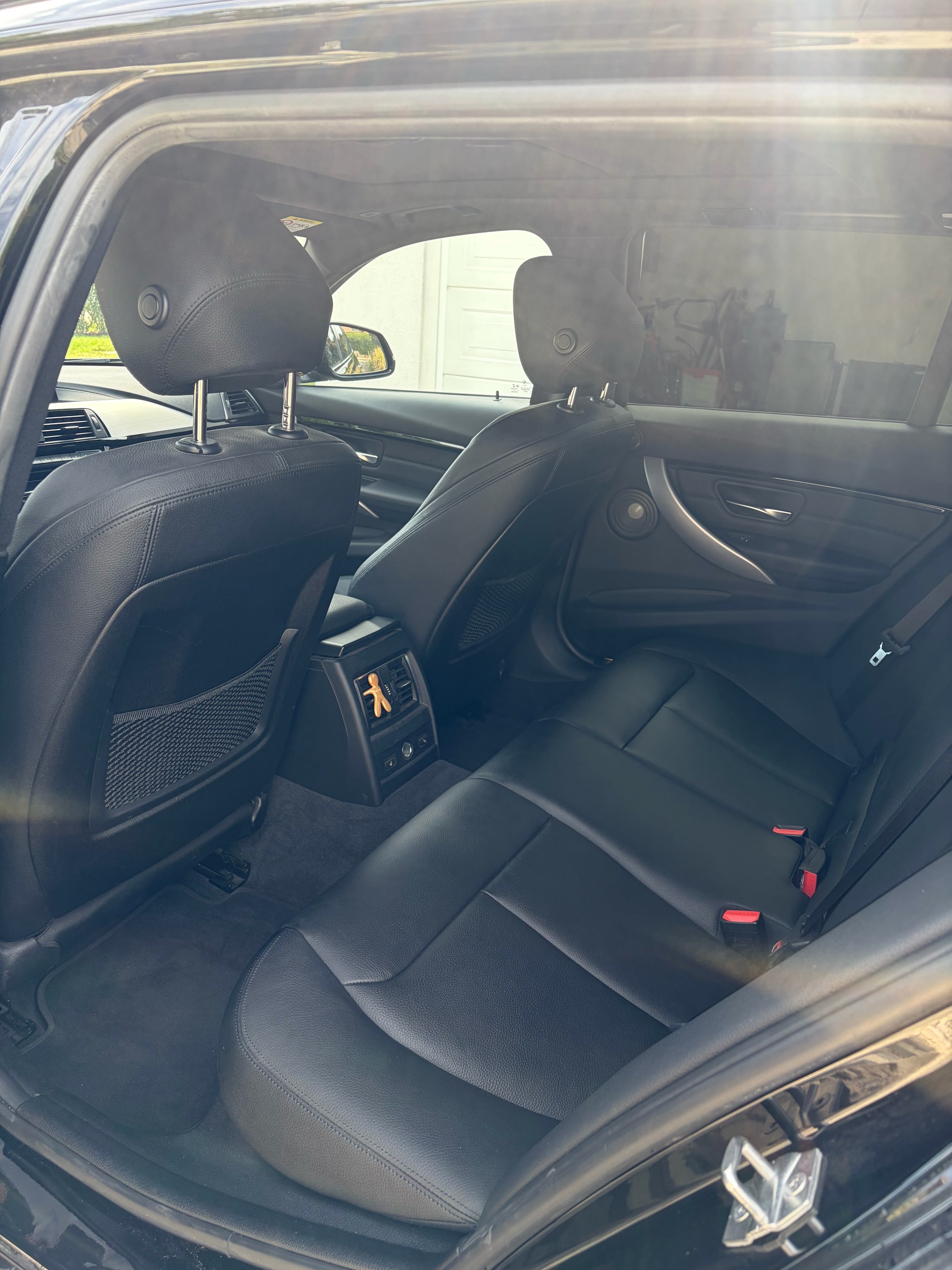 BMW 340i xDrive-image-4