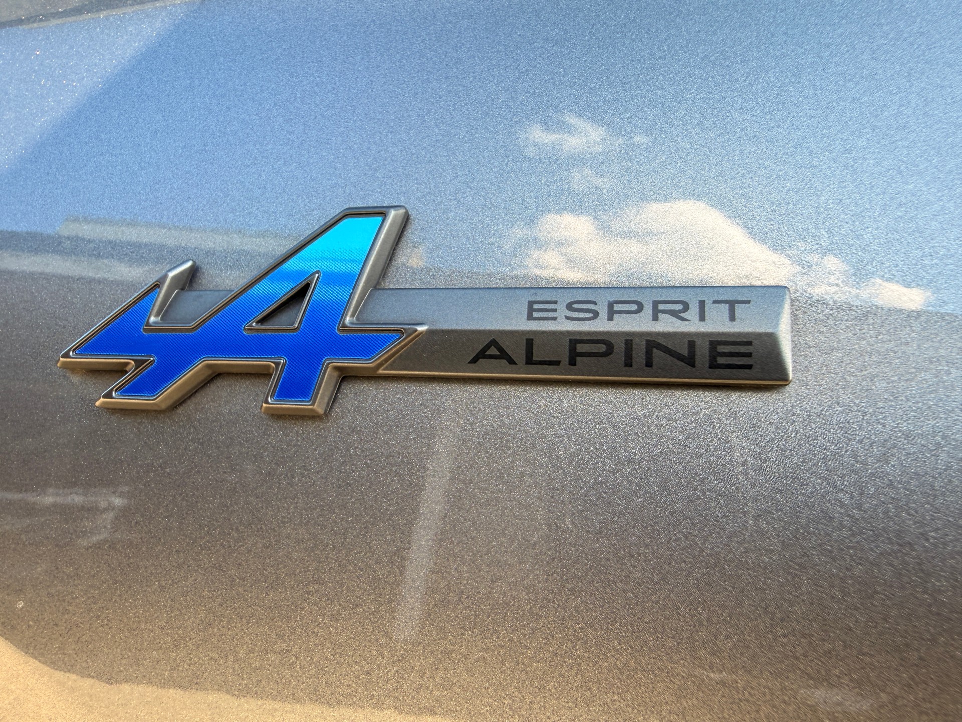 RENAULT Austral 1.2 HEV 200 Techno Esprit Alpine A-image-14