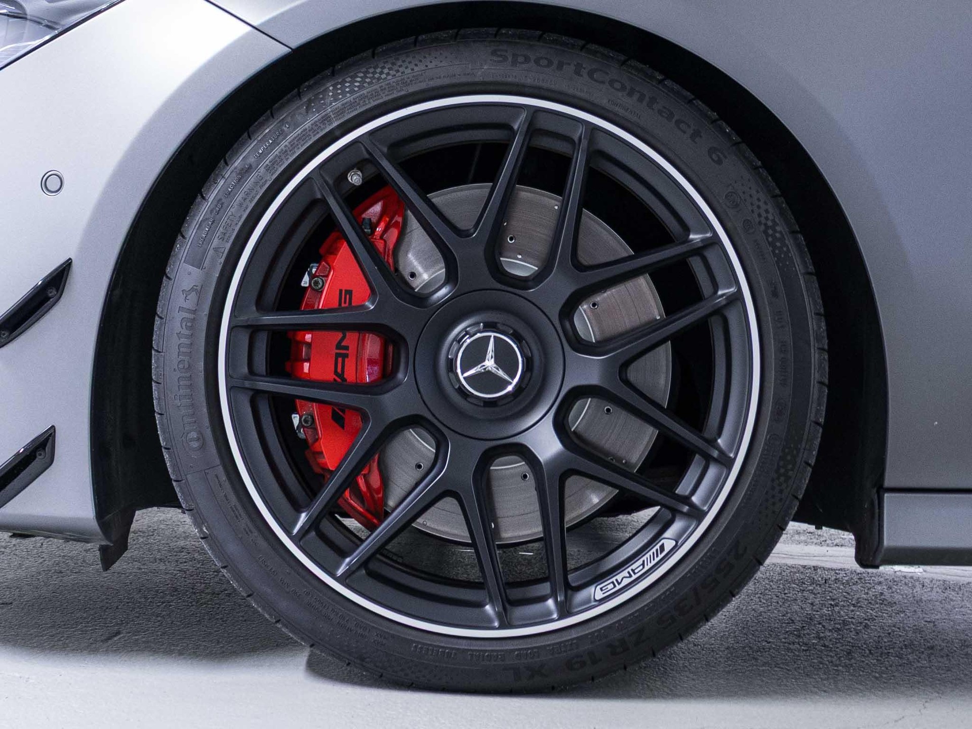 MERCEDES-BENZ CLA 45 AMG S 4MATIC+ Coupé-image-14